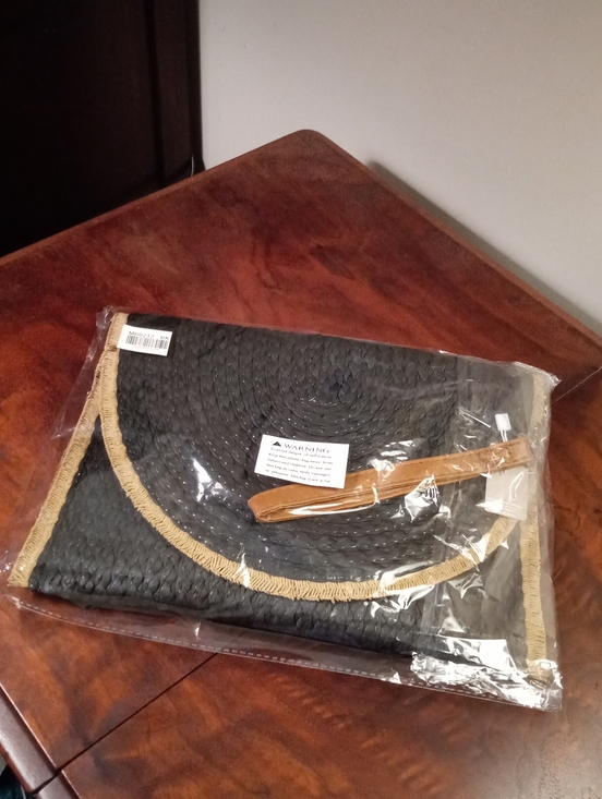 NWT Woven Paper Straw Crossbody/Clutch, Black/Tan - Picture 10 of 10